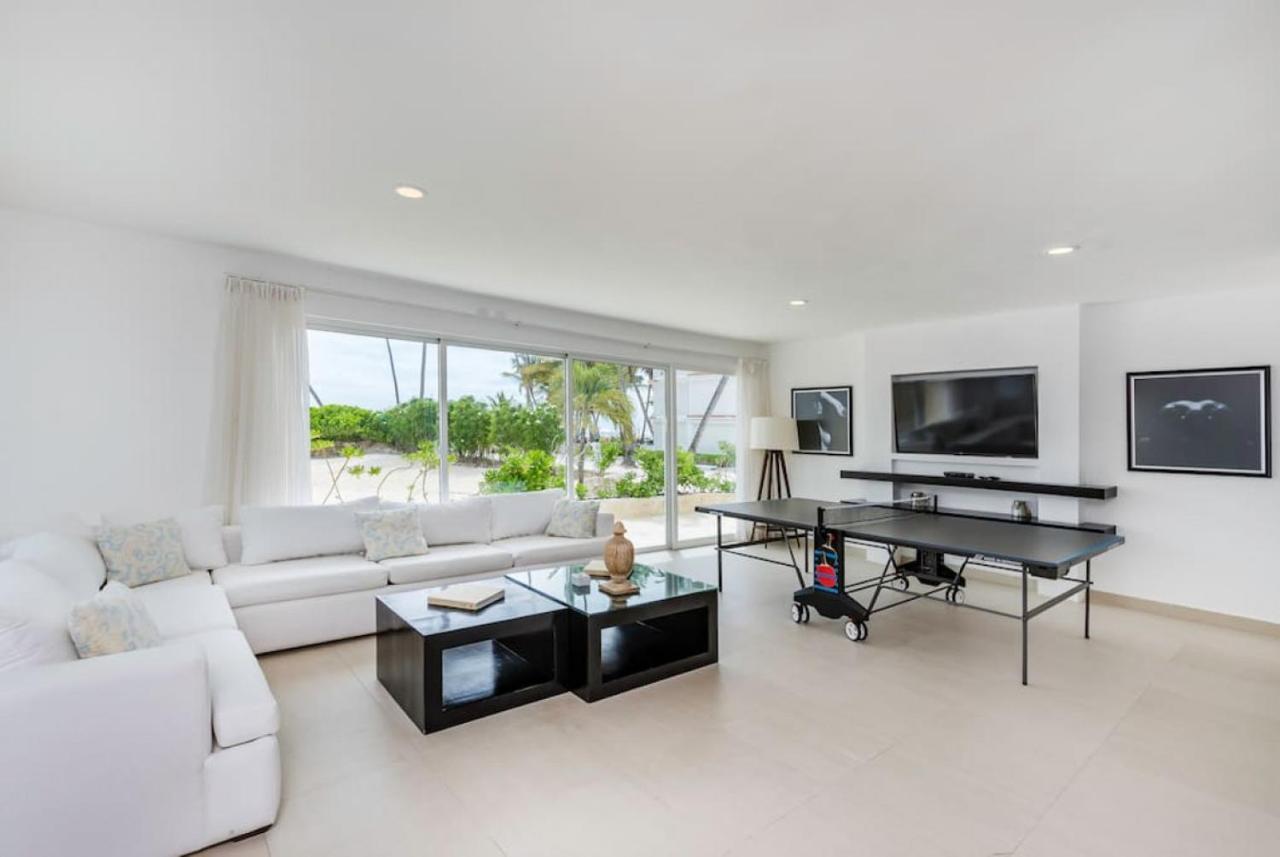 Villa Pandora Beach Front Villa With Chef Game Room Pool ปุนตากานา ภายนอก รูปภาพ